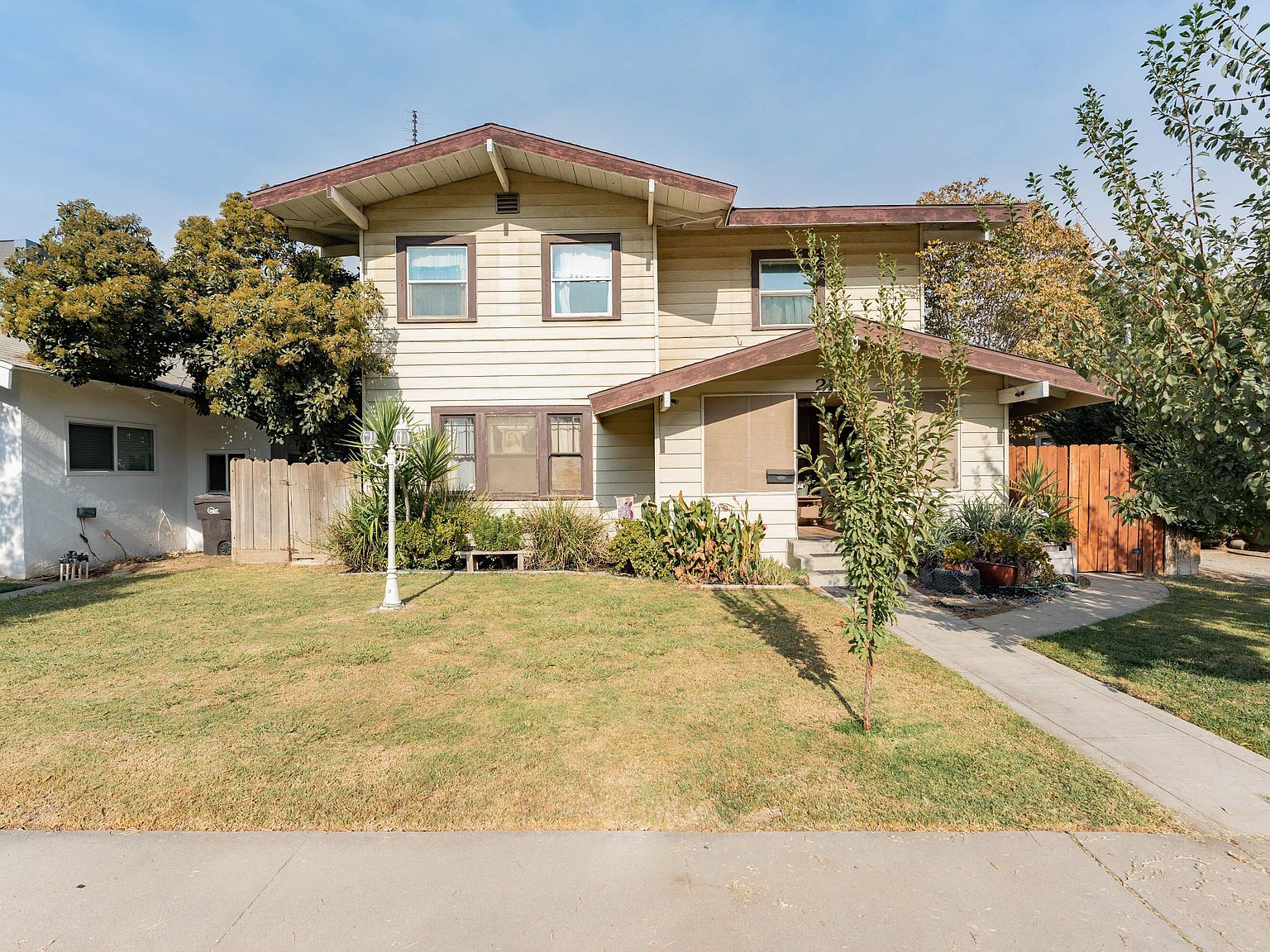 213 C Street, Exeter, CA 93221 | Zillow