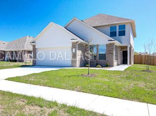 748 Cayotillo St, Lancaster, TX 75146