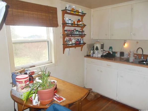 3507 Eleanor Ave NE #1