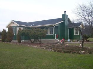 12421 Reed Rd, Grafton, OH 44044