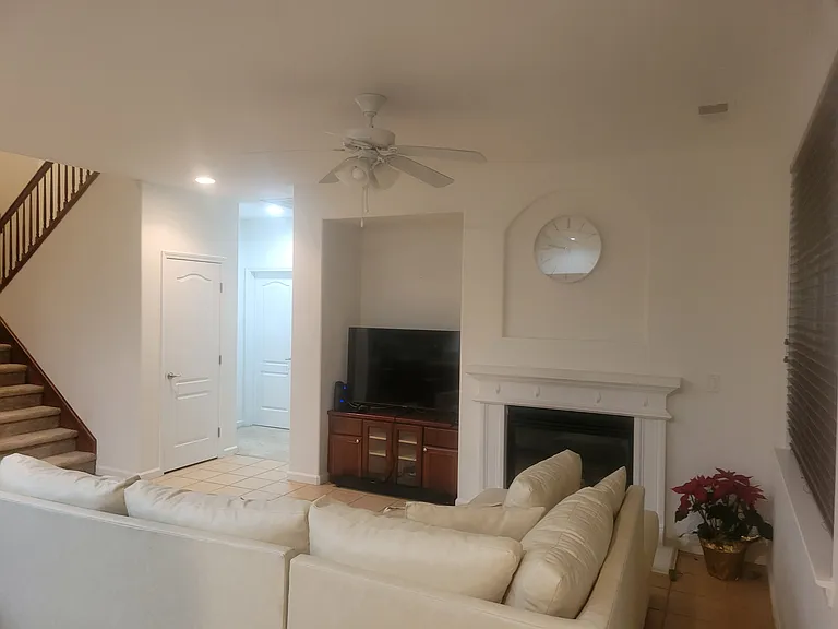 6889 Centaurus Dr — Photo 5