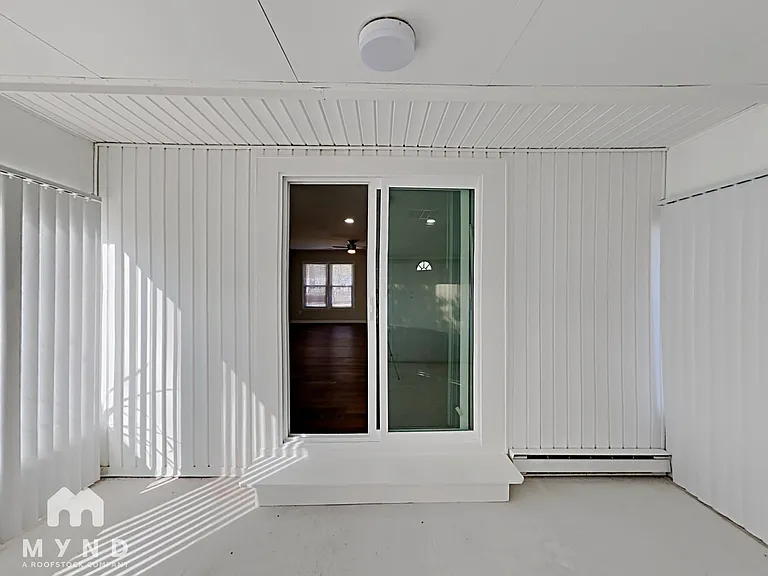 8213 Willowlake Ct — Photo 16
