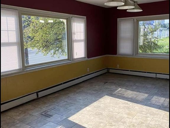 3rd image of 2601 Clifton Ave