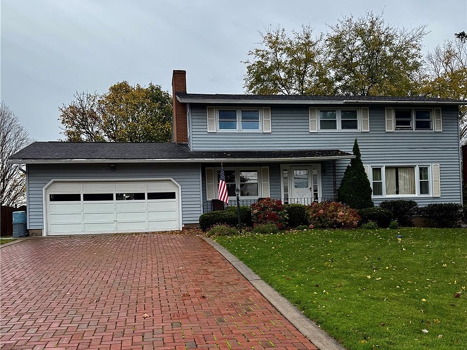 1st image of 222 Thornton Cir S