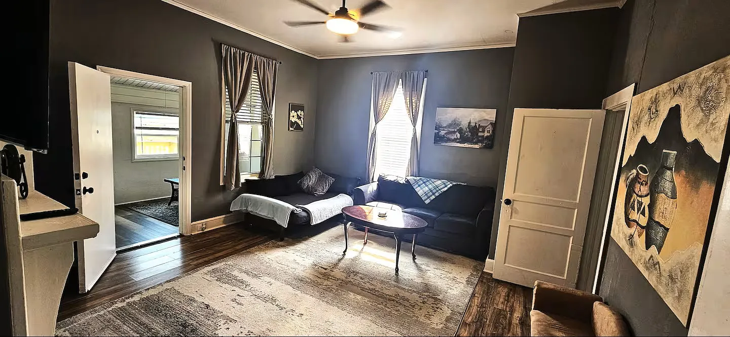 115 Larch Circle - 1 — Photo 3
