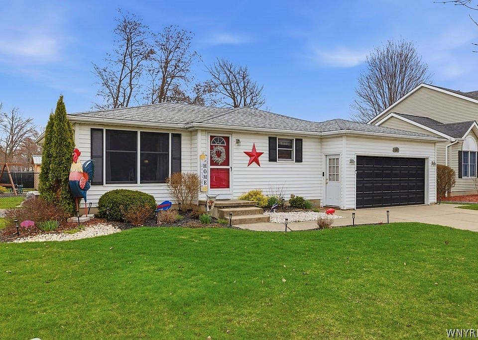 1st image of 309 Oakdale Dr