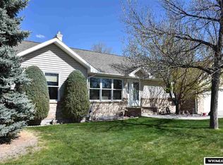 315 Big Bend Ave, Riverton, WY 82501
