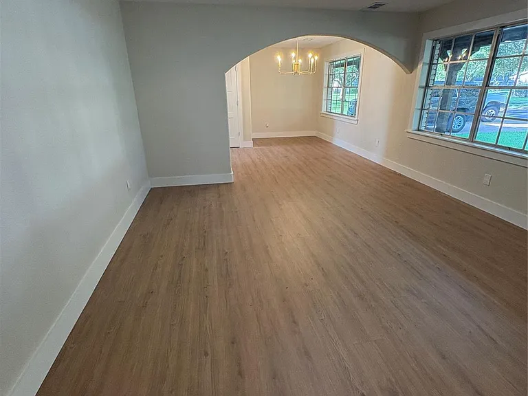 118 Clover St — Photo 15