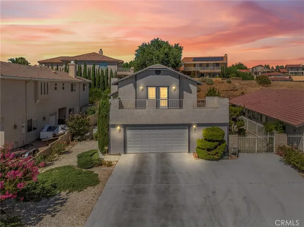 13550 Chinquapin Dr, Victorville, CA 92395