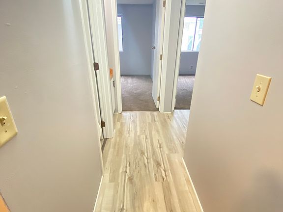 5th image of 2227 A St #7