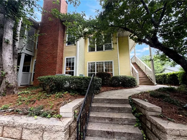 6818 Glenridge Dr APT H, Sandy Springs, GA 30328