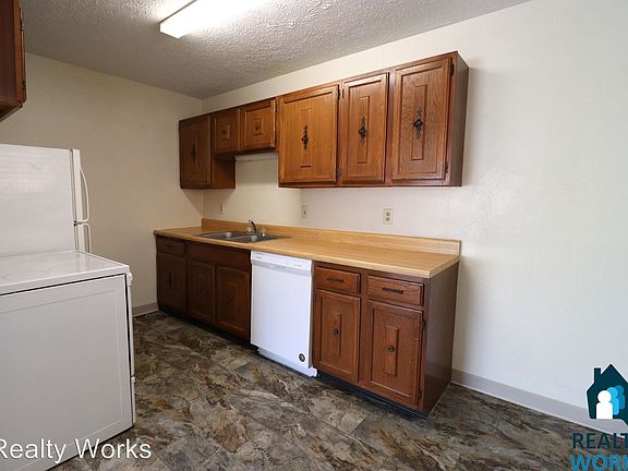 2nd image of 1119 A St APT 5