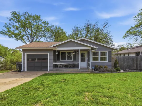 3106 SW Burlingame Rd, Topeka, KS 66611