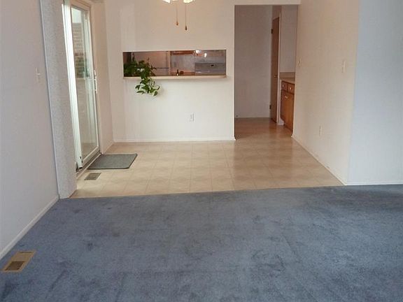 5th image of 2766 Glenbridge Ct