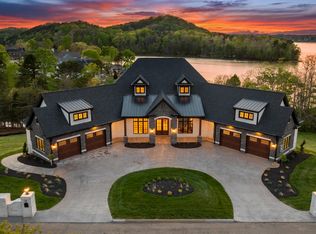 155 Amblecrest Dr, Vonore, TN 37885