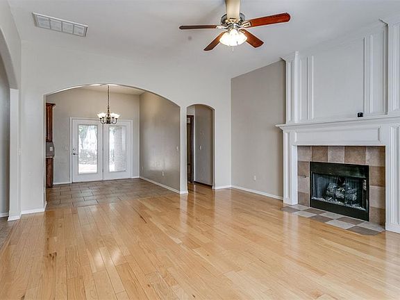 4th image of 841 E Ethan Ln