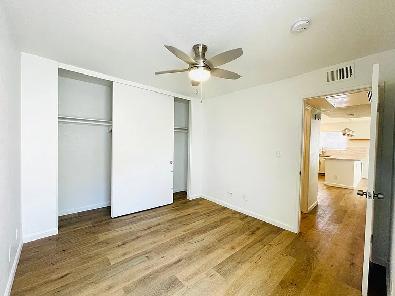 4210 52nd St #104 — Photo 14