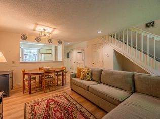 13804 Riverside Townhouses Rd #4, Manchester Center, VT 05255