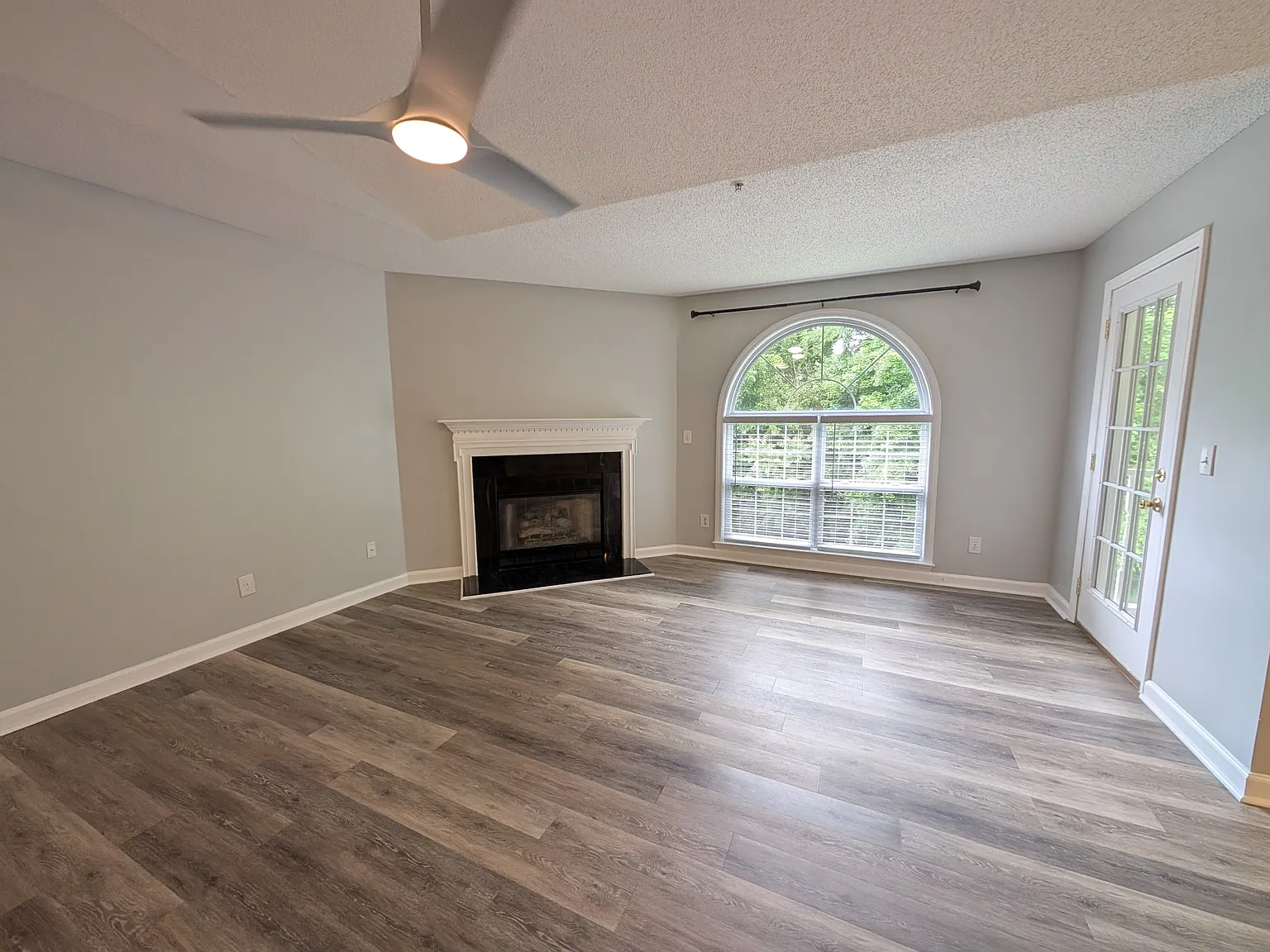 132 Rivertree Lane - 1 — Photo 3