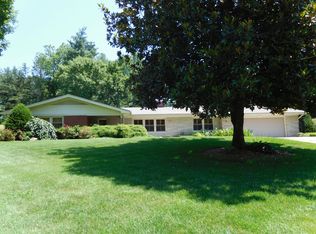 15 Cherokee Dr, Middlesboro, KY 40965