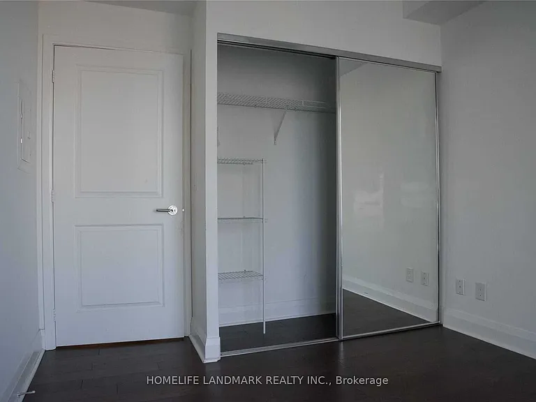 1080 Bay St #2510 — Photo 14