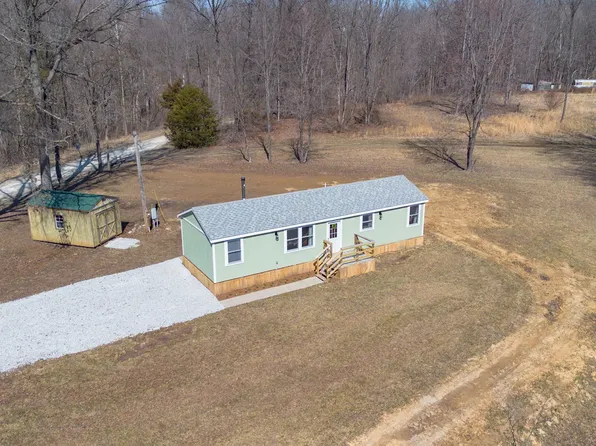 9776 N 60 W, Worthington, IN 47471