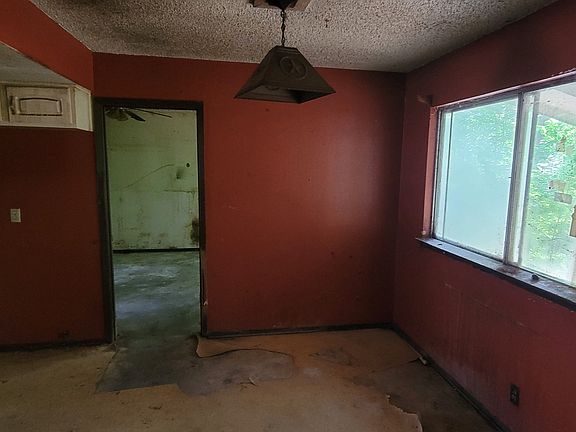 4th image of 8506 Timberwilde