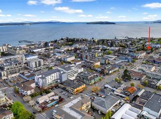 9691 5th St, Sidney, BC V8L2W9