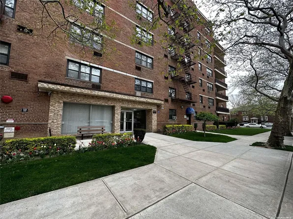 153-25 88th Street #3L, Howard Beach, NY 11414