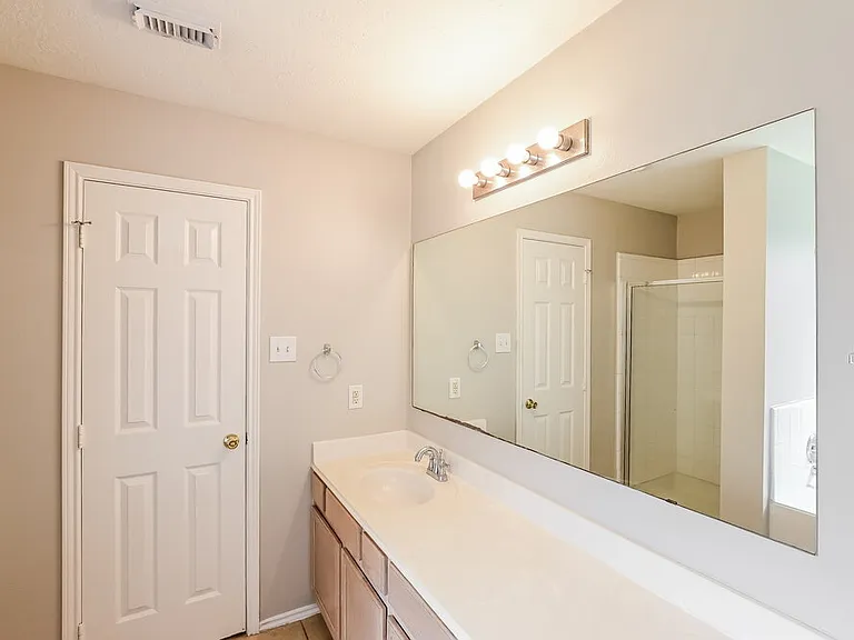 3306 Coldwater Canyon Ln — Photo 11