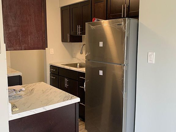 4th image of 25 Fairview Ave APT C-74