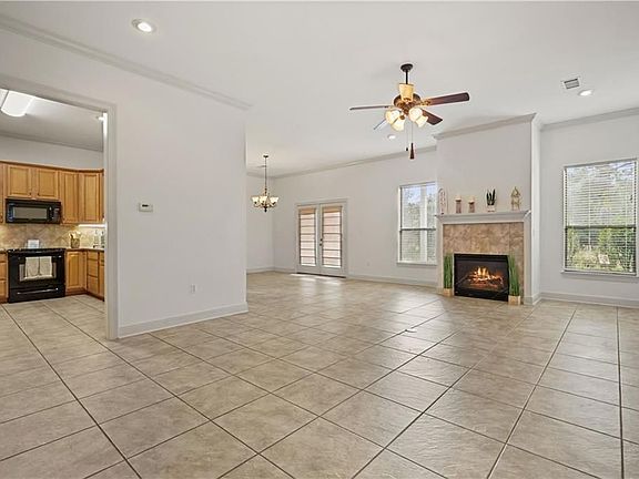 3rd image of 168 Cross Creek Dr #34B