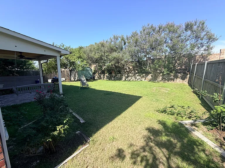 3624 Willow Creek Trl — Photo 3