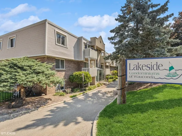 213 E Liberty St APT 9, Wauconda, IL 60084