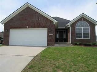 105 Sam Dr, Nicholasville, KY 40356