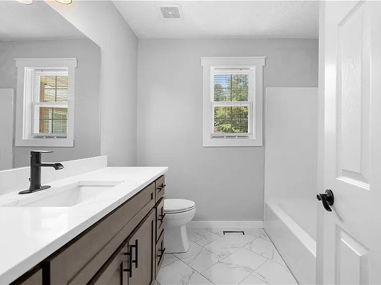 141 Poplar Way — Photo 37