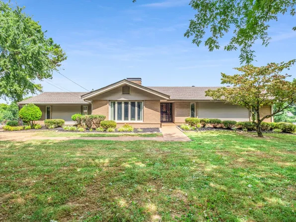 325 Shute Ln, Old Hickory, TN 37138