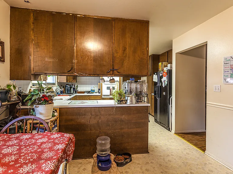 1100 Skyline Dr — Photo 14