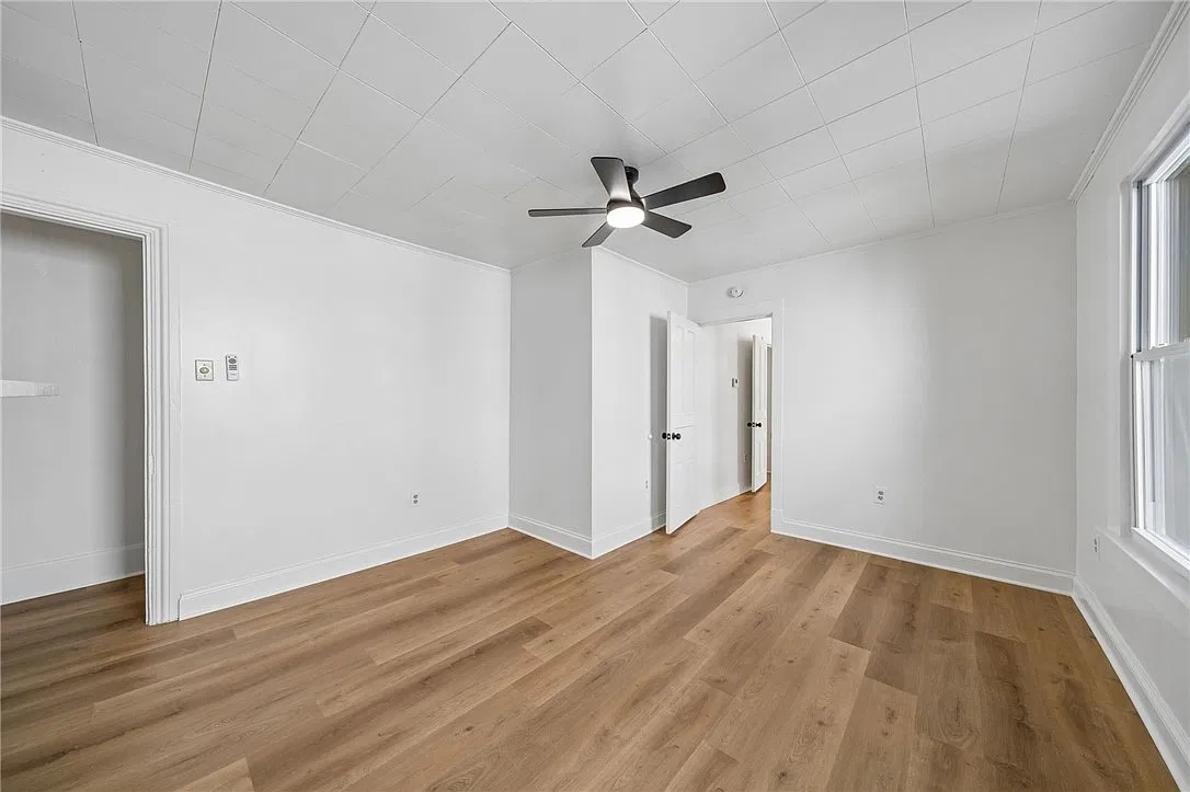 2 bed, 950 sqft, $1,550 — Photo 4