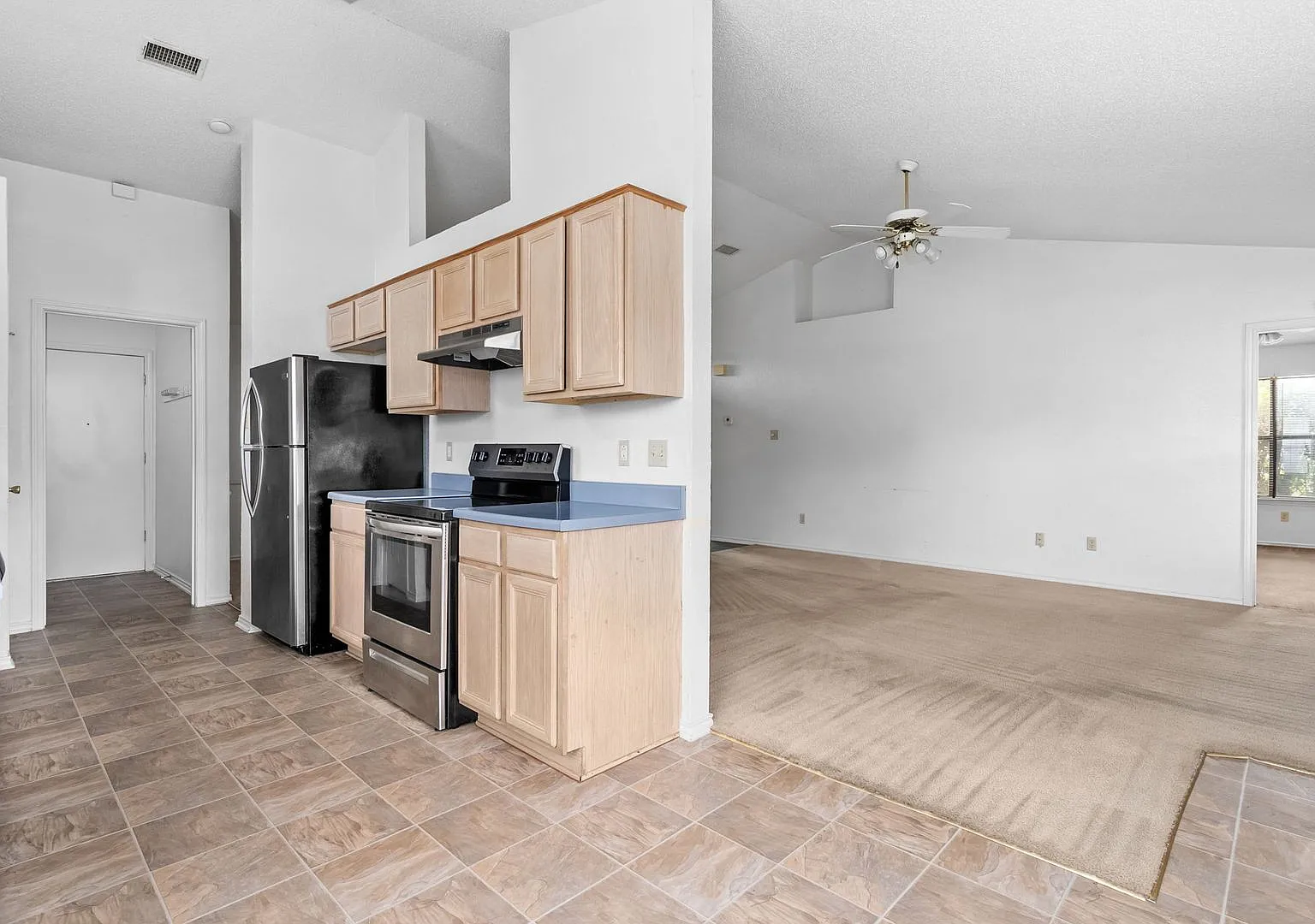 4203 Vicki Drive — Photo 4