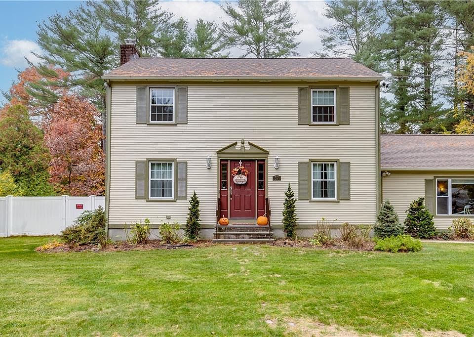 37 Wisteria Dr, Coventry, RI 02816 Zillow
