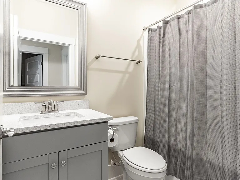 7129 Spoleto Dr — Photo 50