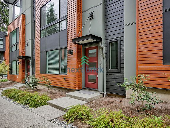 2nd image of 1226 131st Ave NE