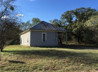 210 N Ostrom Ave, Eastland, TX 76448