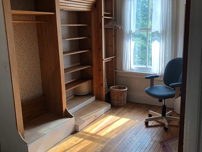 147 W Conestoga Rd — Photo 18