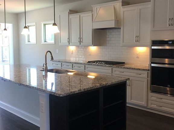 3rd image of 6435 Torino Ln