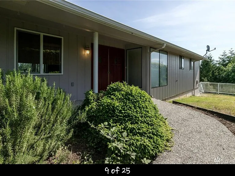 5448 Marian Dr NE — Photo 6