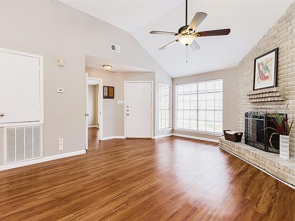 5th image of 17439 Glenmorris Dr