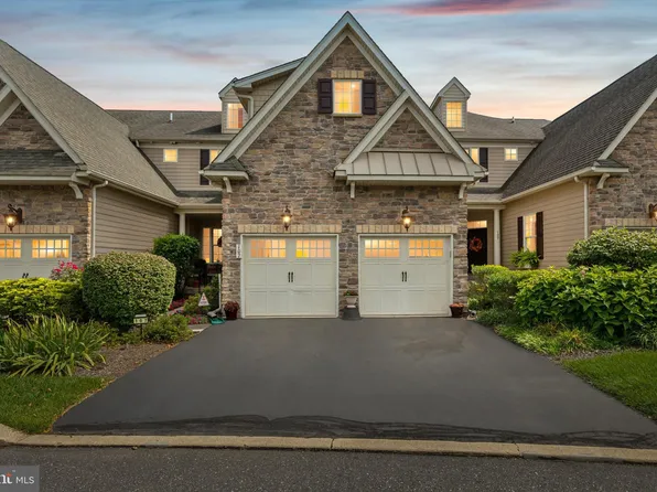 107 Caspian Ln, Norristown, PA 19403