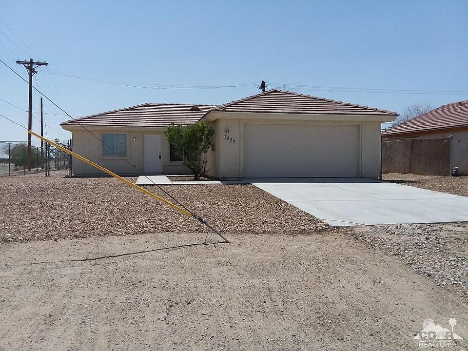 1st image of 1327 Carpenteria